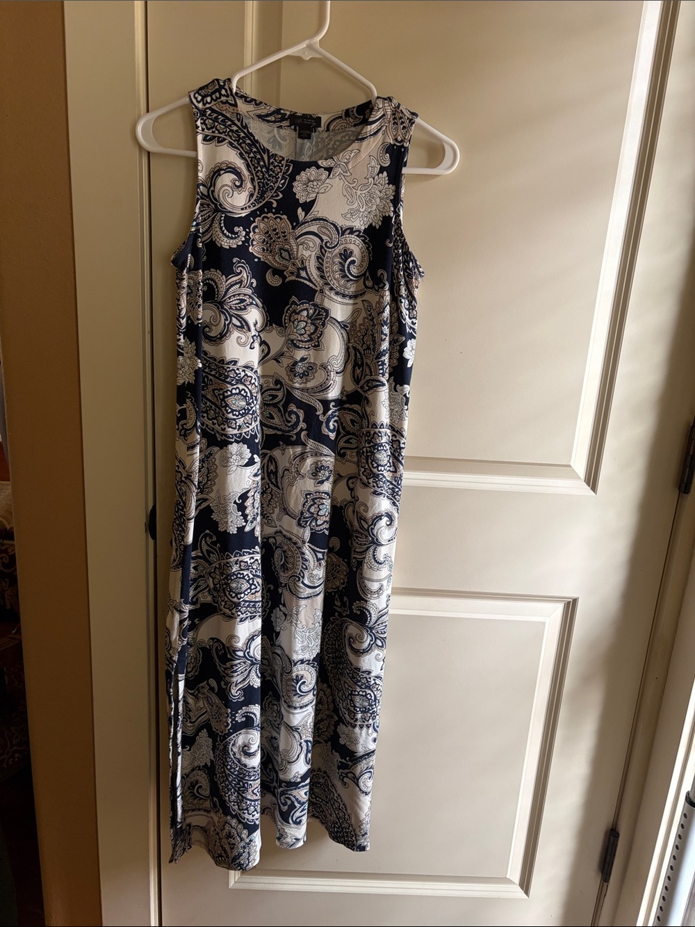J. Jill Navy and White Paisley Sleeveless Maxi Dress